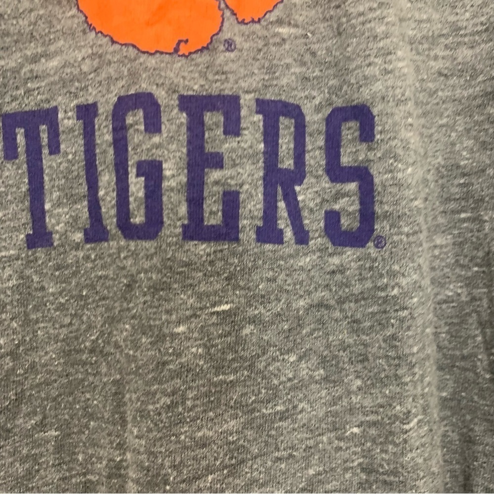Clemson Tigers Long Sleeve Cropped TShirt Size XL - Picture 3 of 7